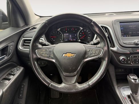 Used 2021 Chevrolet Equinox LT image 12