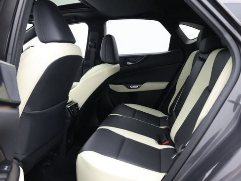 Used 2022 Lexus NX 250 FWD image 37
