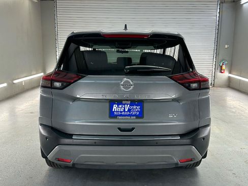 Used 2021 Nissan Rogue SV FWD image 8
