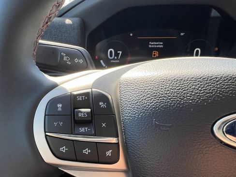 New 2026 Ford Explorer Active RWD image 21