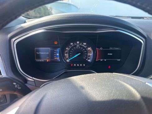 Used 2016 Ford Fusion SE w/ Equipment Group 202A image 18