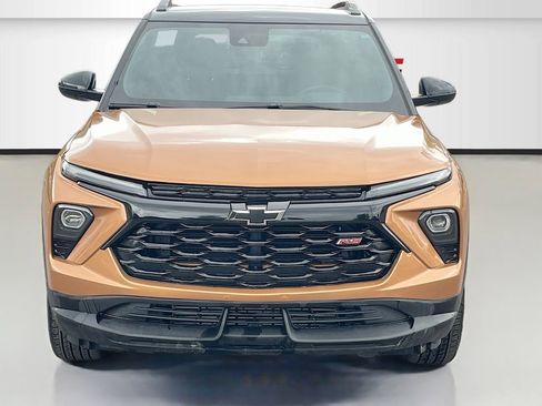 Used 2024 Chevrolet TrailBlazer RS w/ Driver Confidence Package AWD/4WD image 2