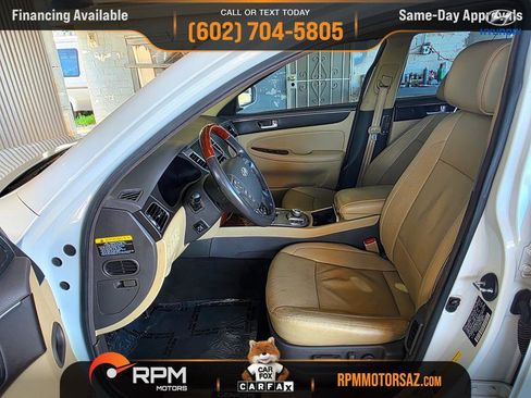 Used 2012 Hyundai Genesis 5.0 image 10