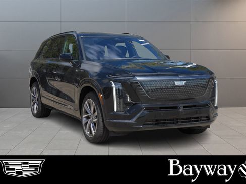 New 2026 Cadillac Vistiq Sport w/ LPO, Floor Liner Package image 3