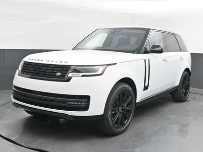 New 2025 Land Rover Range Rover SE