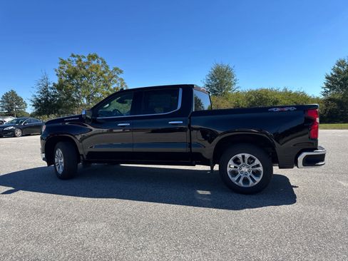 New 2025 Chevrolet Silverado 1500 LTZ image 4
