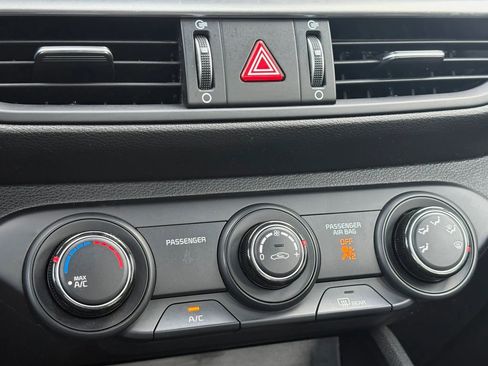 Used 2023 Kia Forte LXS w/ LXS Technology Package image 19