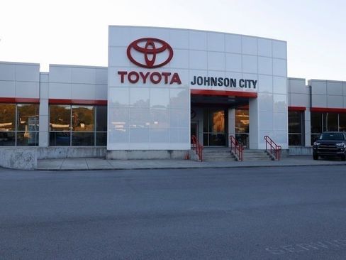 Used 2024 Toyota 4Runner SR5 image 5