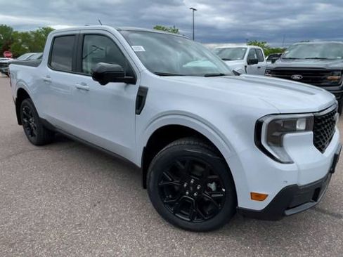 New 2026 Ford Maverick Lariat w/ Black Appearance Package AWD/4WD image 8
