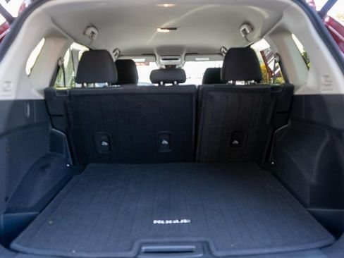 Certified 2025 Nissan Rogue SV image 10