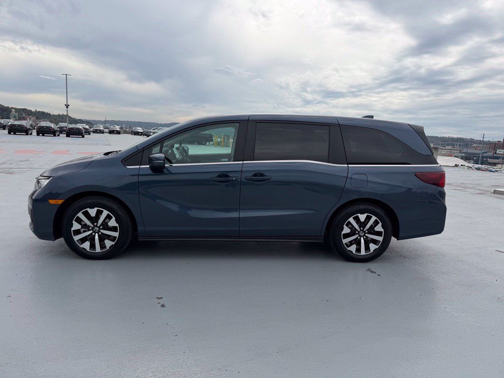 Used 2025 Honda Odyssey EX-L image 6