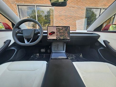 Used 2024 Tesla Model 3 Long Range AWD/4WD image 41