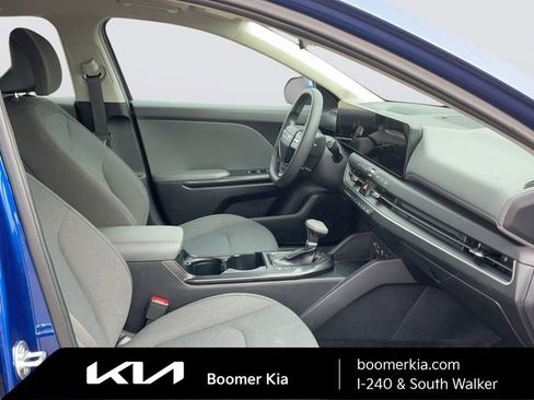 Certified 2025 Kia K4 LXS image 11