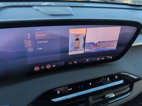 Certified 2025 Buick Enclave Preferred image 22