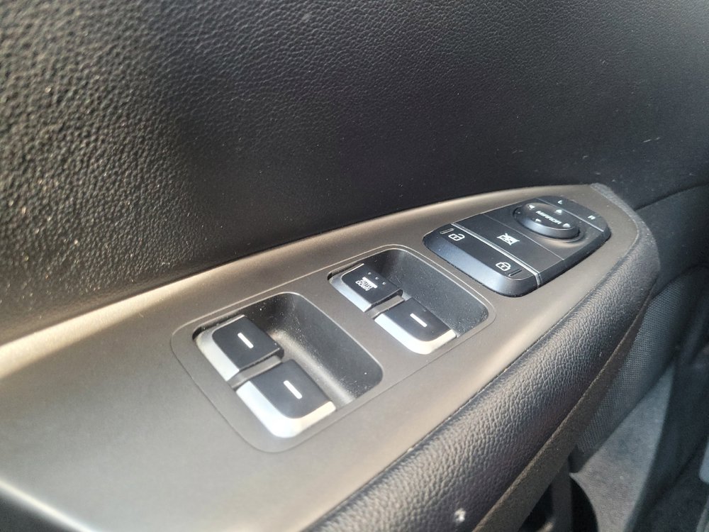 Used 2020 Kia Optima LX FWD image 27