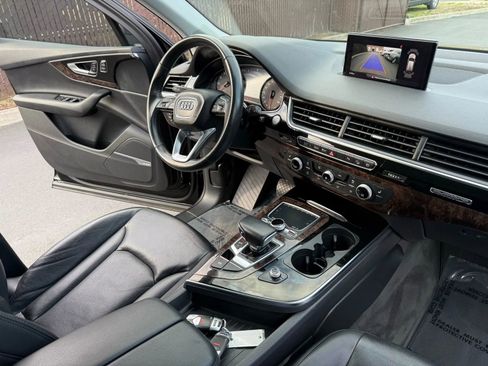 Used 2018 Audi Q7 3.0T Premium Plus image 17