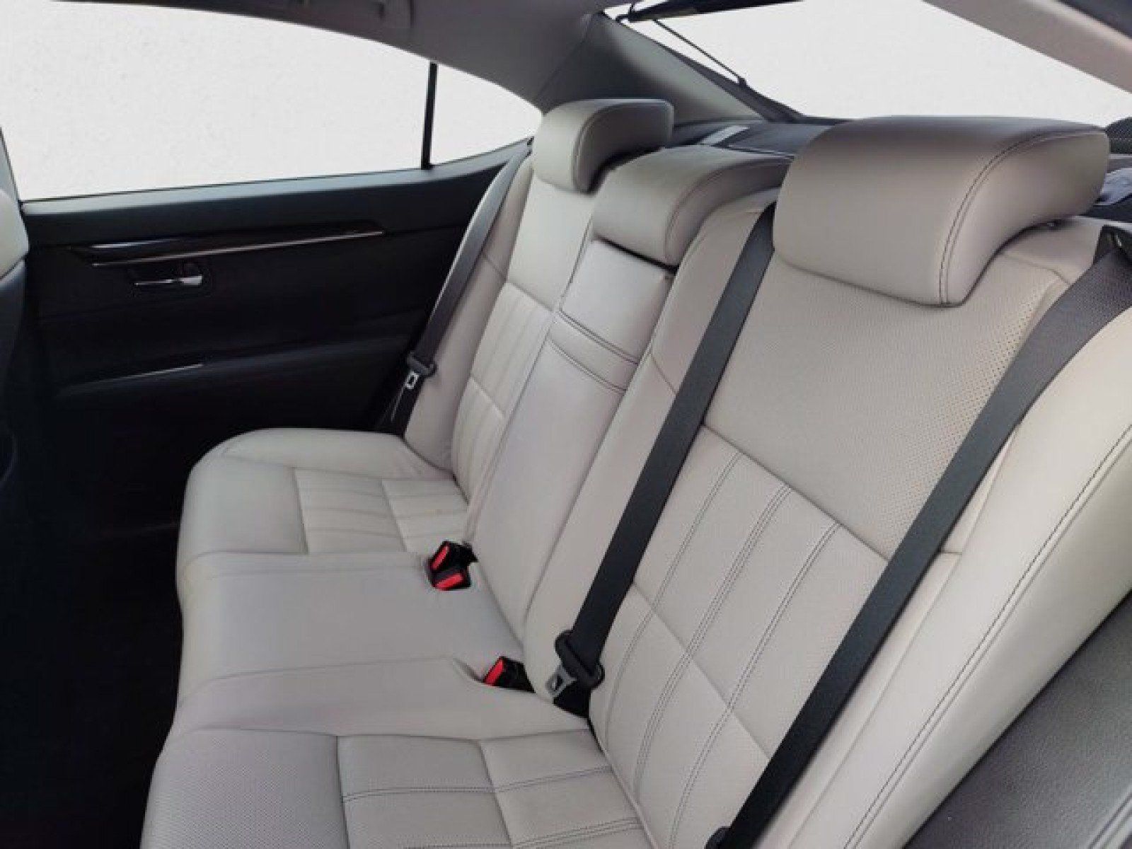 Used 2017 Lexus ES 350 w/ Luxury Package FWD image 18
