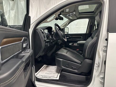 Used 2024 RAM 3500 Laramie image 10