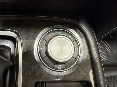 Used 2024 INFINITI QX80 Luxe image 31