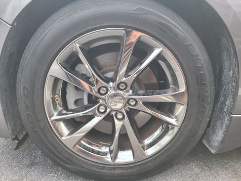 Used 2017 INFINITI Q50 Signature Edition RWD image 9