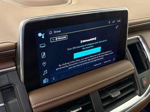 Used 2024 Chevrolet Suburban High Country w/ Premium Package image 31