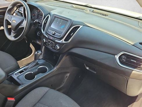 Certified 2018 Chevrolet Equinox LT w/ LPO, Protection Package FWD image 28