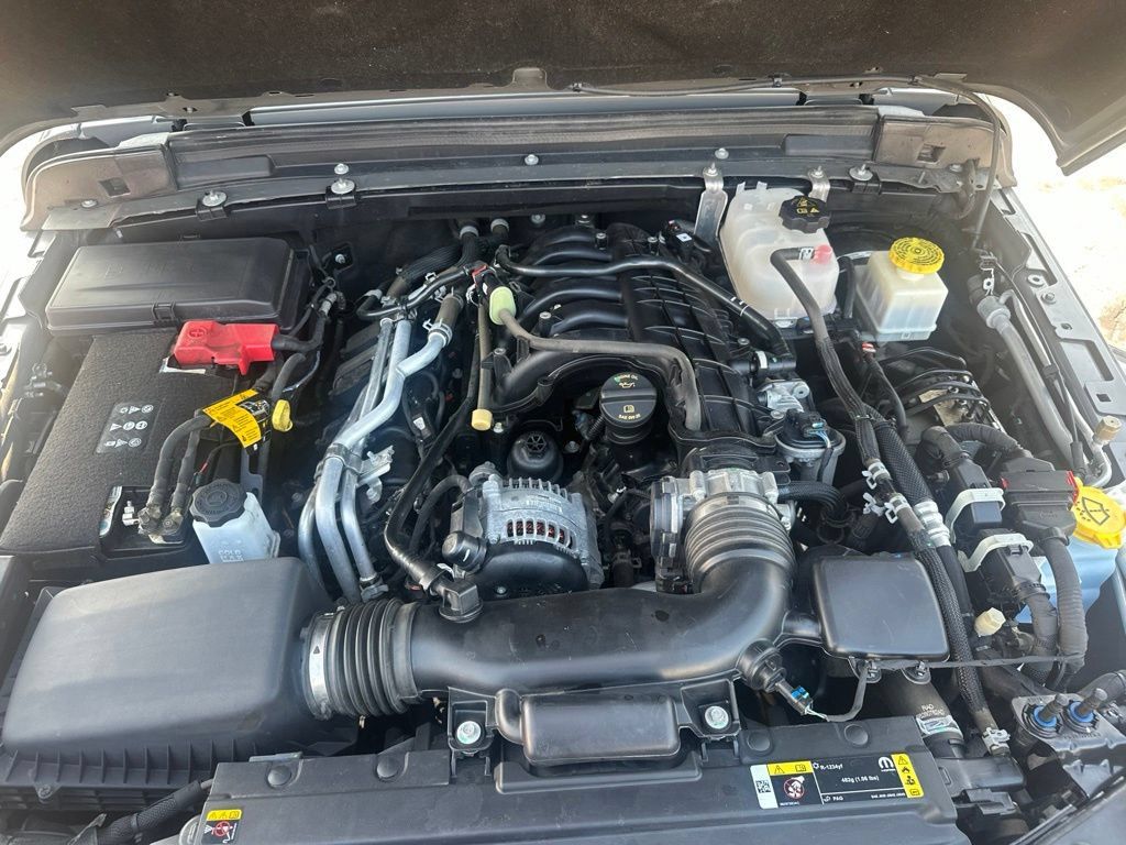 Used 2022 Jeep Gladiator Sport AWD/4WD image 29