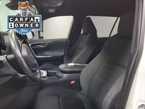 Used 2022 Toyota RAV4 SE w/ Convenience Package AWD/4WD image 15