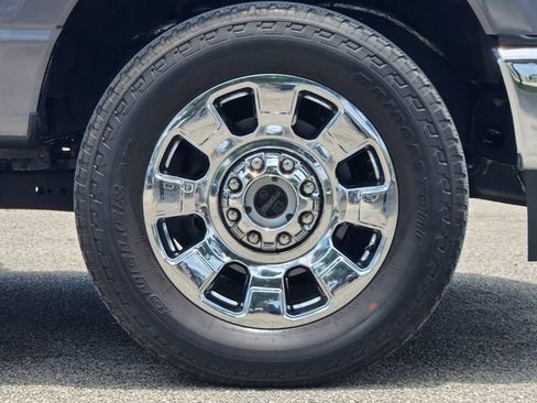 Used 2024 Ford F250 Lariat w/ Chrome Package AWD/4WD image 11