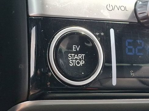 Used 2023 Hyundai Ioniq 5 SEL AWD/4WD image 17