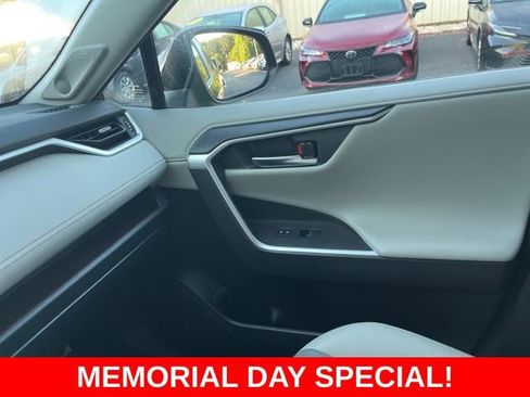 Used 2020 Toyota RAV4 Limited w/ All Weather Liner Package AWD/4WD image 30