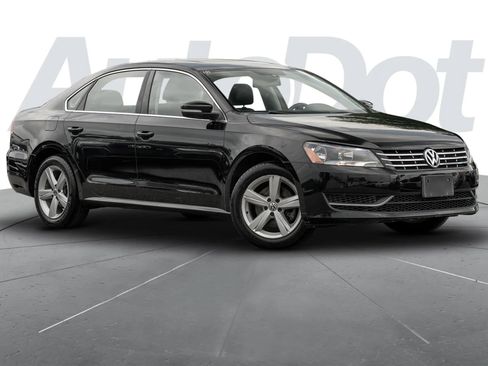 Used 2013 Volkswagen Passat TDI SE FWD image 1