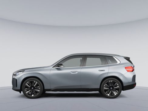 Used 2025 BMW X3 M50 w/ Premium Package image 2