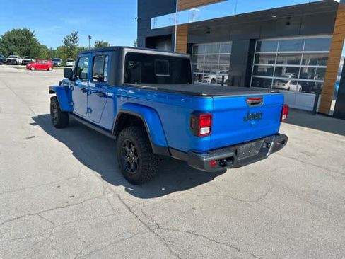Used 2023 Jeep Gladiator Sport AWD/4WD image 14