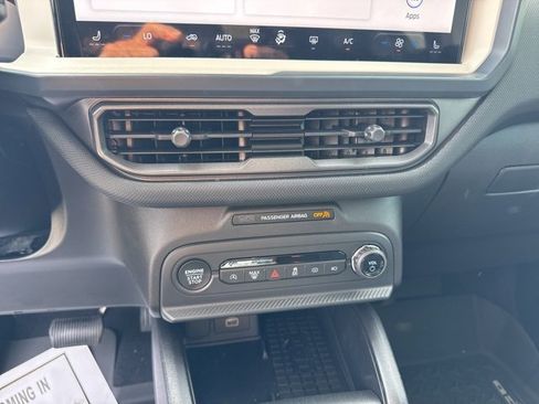 Used 2025 Ford Bronco Sport Heritage w/ Convenience Package image 8