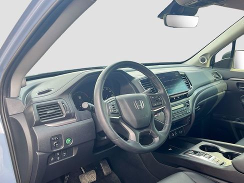 Used 2025 Honda Ridgeline RTL image 9