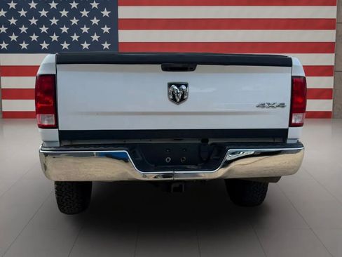 Used 2018 RAM 2500 Tradesman w/ Chrome Appearance Group AWD/4WD image 4