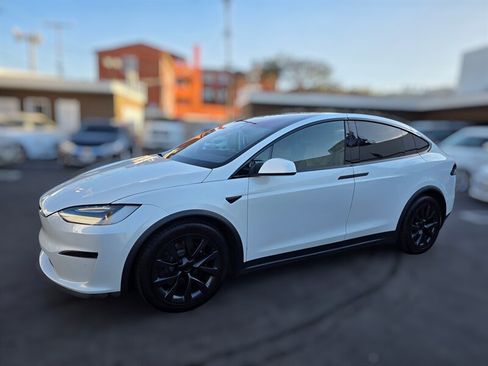 Used 2022 Tesla Model X AWD/4WD image 4