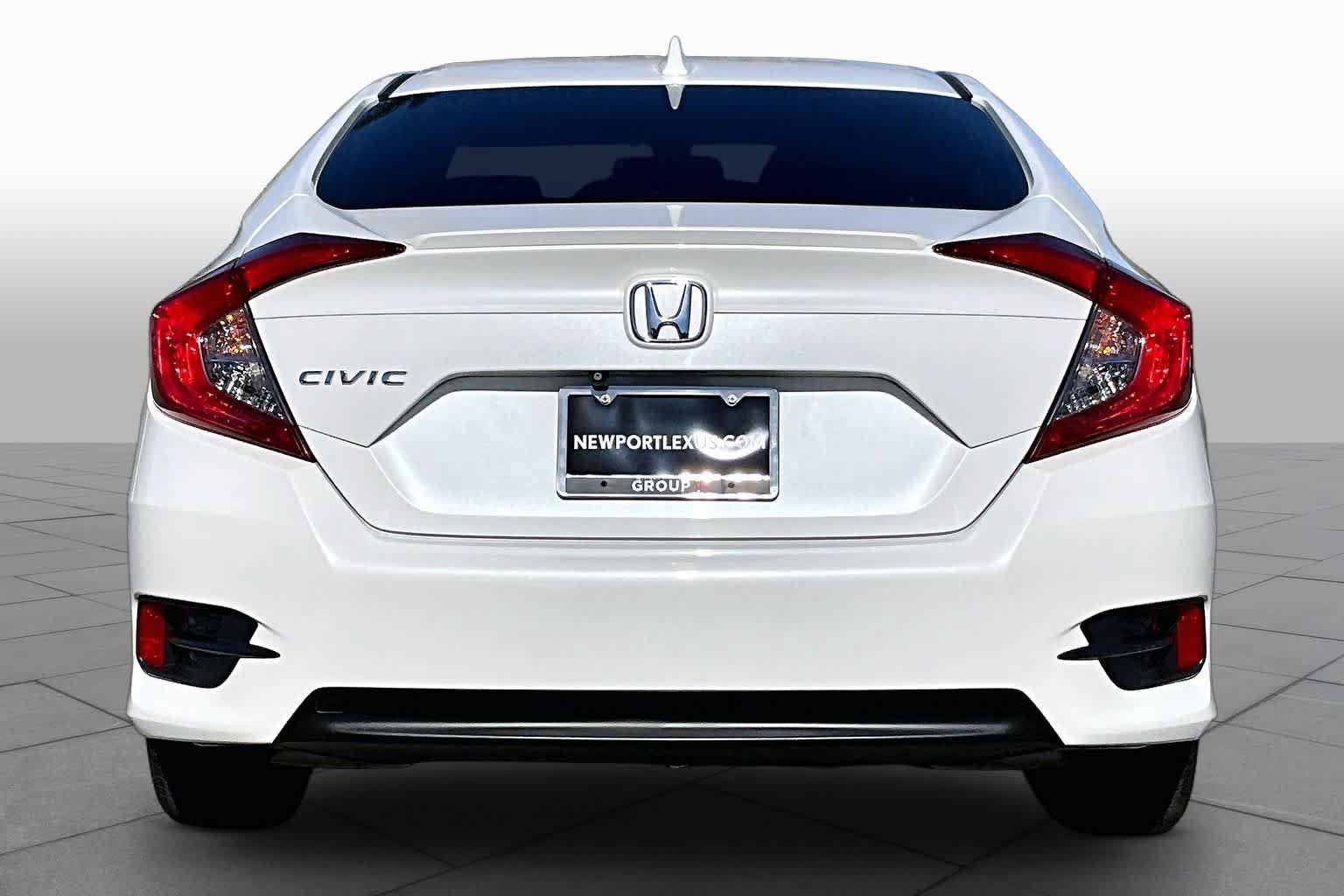 Used 2018 Honda Civic EX-L image 4