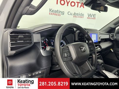 New 2026 Toyota Tundra SR image 2