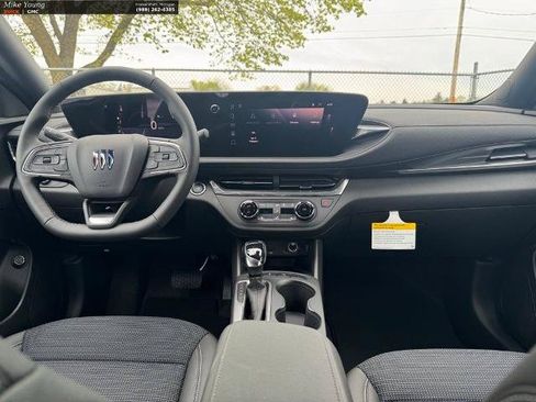 New 2026 Buick Envista Preferred FWD image 14