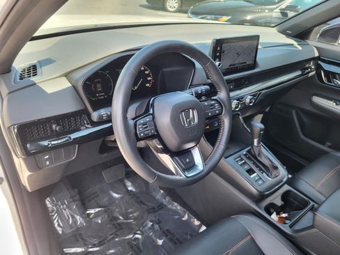 Used 2024 Honda CR-V Sport Touring image 10
