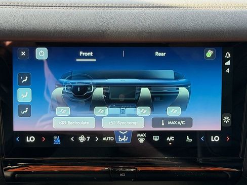 New 2025 Lincoln Navigator L Black Label AWD/4WD image 15
