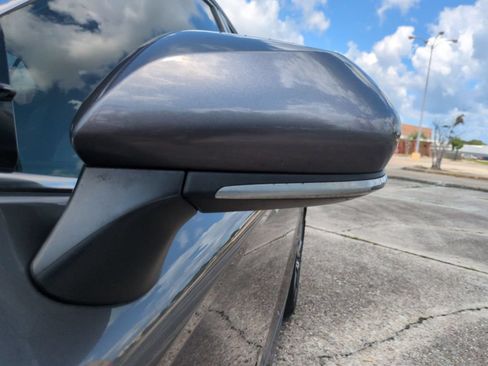 Used 2021 Toyota Camry XLE FWD image 11