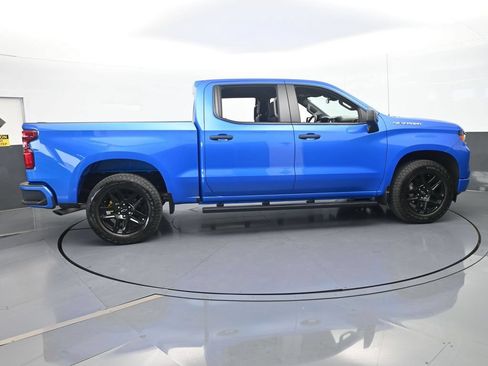 Used 2025 Chevrolet Silverado 1500 Custom w/ Turbomax Blackout Package RWD image 7