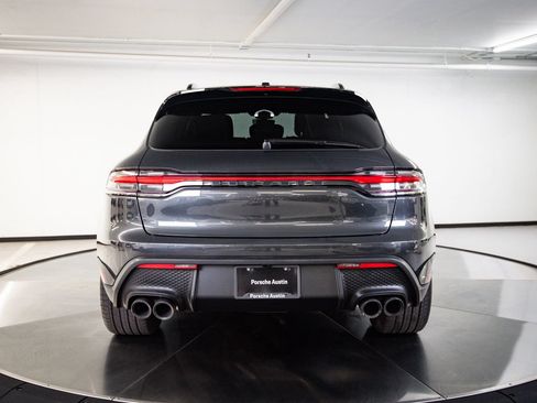 Certified 2023 Porsche Macan AWD/4WD image 6