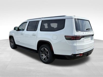 Used 2024 Jeep Wagoneer L Series II w/ Flexible Seating Group
