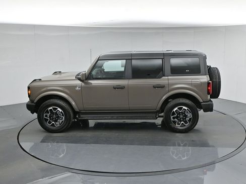 Certified 2026 Ford Bronco Outer Banks AWD/4WD image 59