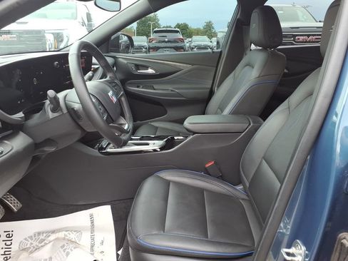 Certified 2024 Buick Envista Sport Touring w/ Convenience I Package FWD image 12