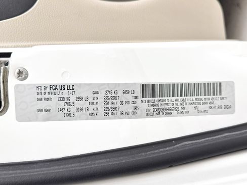 Used 2017 Dodge Grand Caravan SE w/ UConnect Hands-Free Group FWD image 30